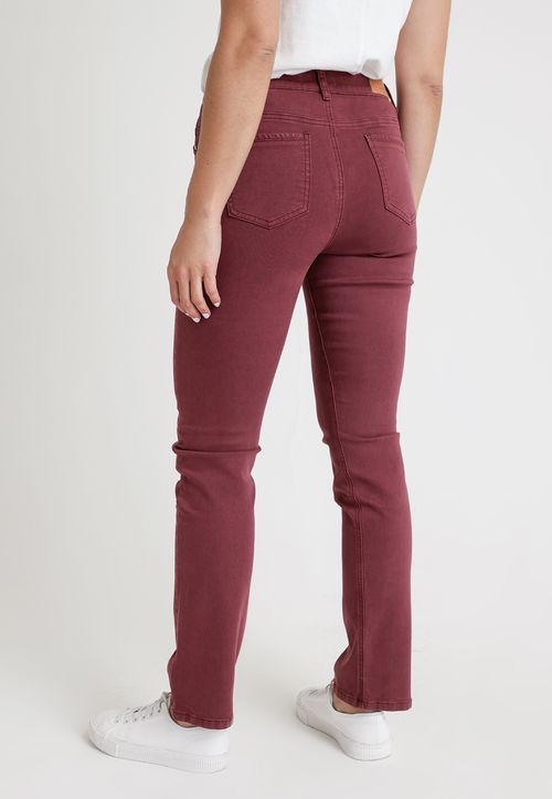 Jeans De Mujer Modelo Charlot Color Burdeo