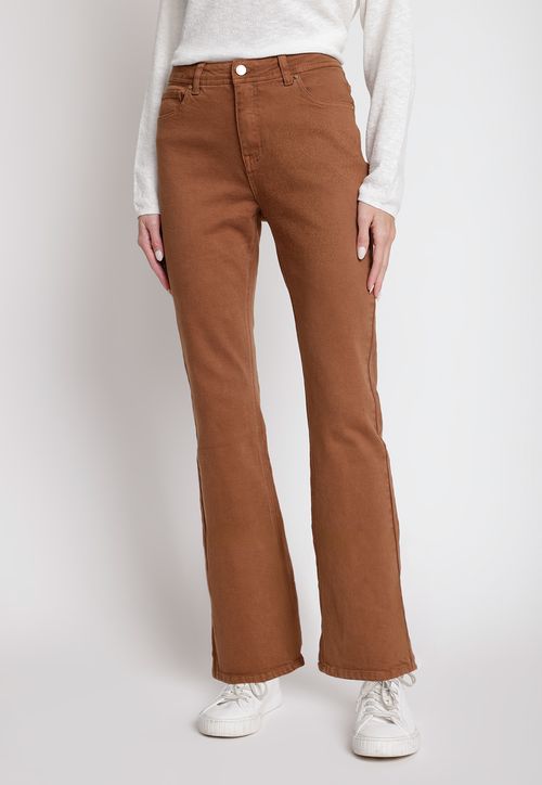 Jeans de Mujer Modelo Enebro Color Cafe