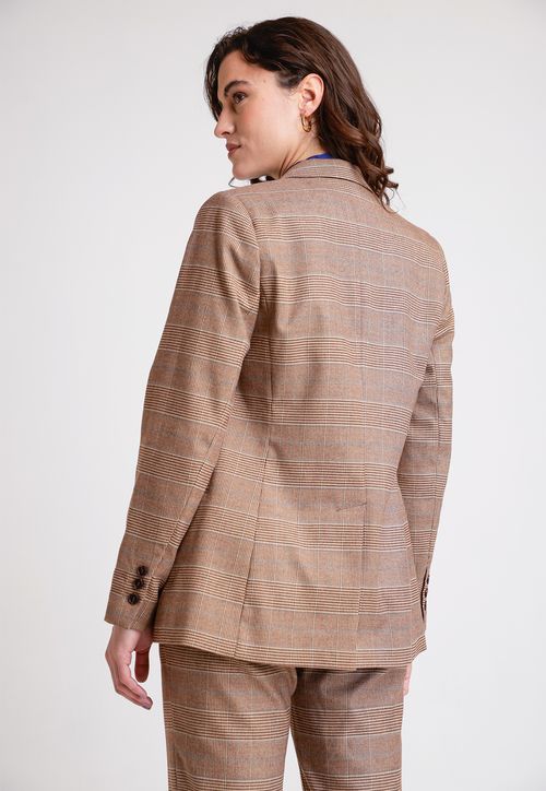 Chaqueta De Mujer Modelo Peyton Color Cafe